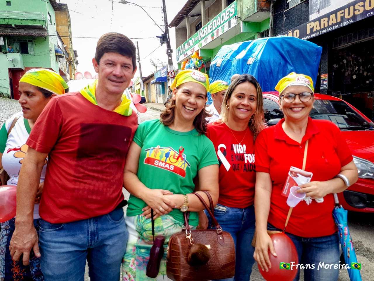 Caminhada do dezembro vermelho